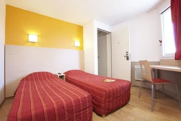 Standard Oda, 1 Çift Kişilik Yatak