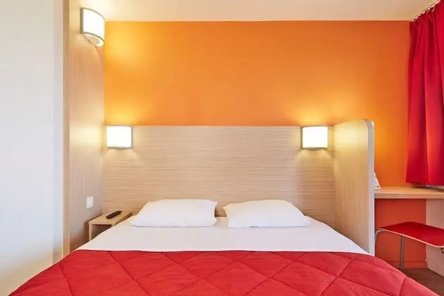 Standard Oda, 1 Çift Kişilik Yatak