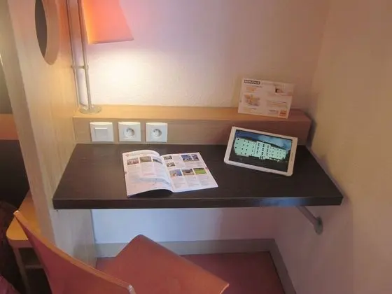 Standard Oda, Birden Çok Yatak (1 Double and 1 Single bed)