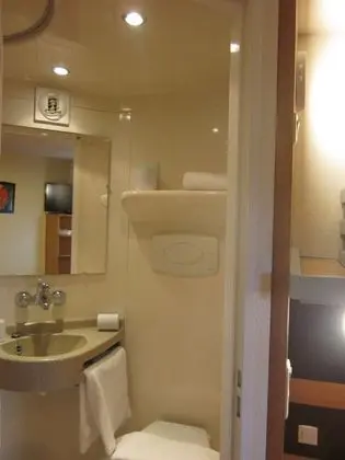 Standard Oda, Birden Çok Yatak (1 Double and 1 Single bed)