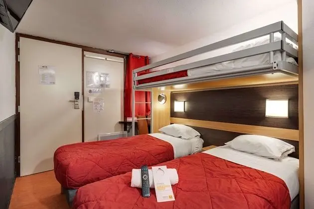 Standard Oda, 3 Tek Kişilik Yatak