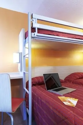 Standard Oda, 3 Tek Kişilik Yatak