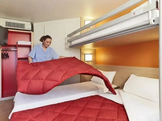 Standard Oda, 3 Tek Kişilik Yatak