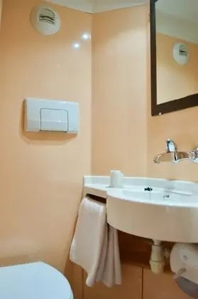 Standard Oda, 1 Çift Kişilik Yatak