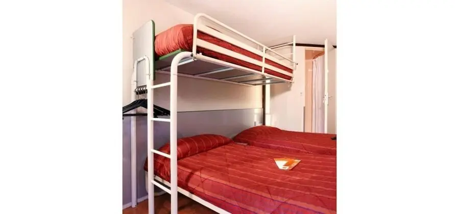 Standard Oda, 3 Tek Kişilik Yatak