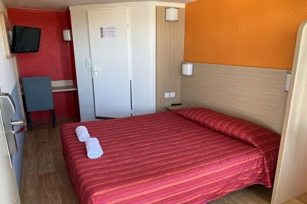 Standard Oda, 1 Çift Kişilik Yatak