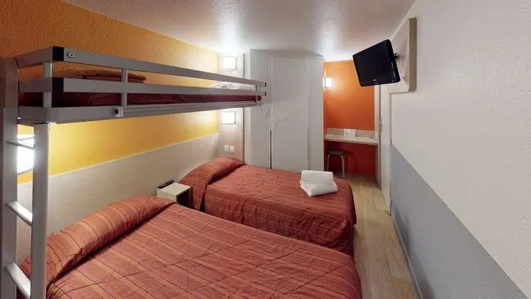 Standard Oda, 3 Tek Kişilik Yatak