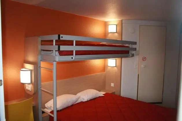 Standard Oda, 3 Tek Kişilik Yatak