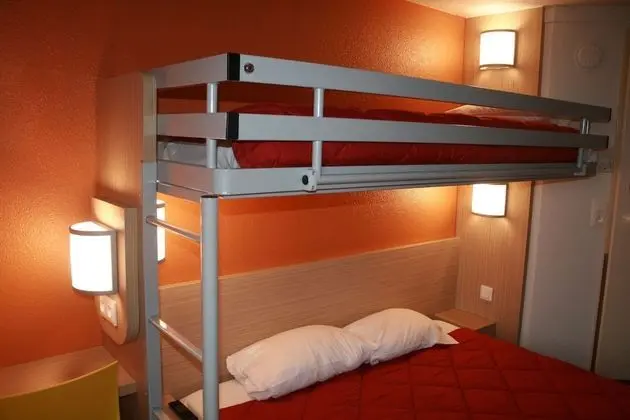 Standard Oda, 3 Tek Kişilik Yatak