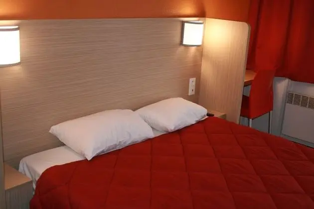 Standard Oda, Birden Çok Yatak (1 Double and 1 Single bed)