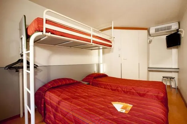 Standard Oda, 3 Tek Kişilik Yatak