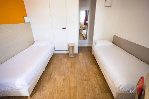 Standard Oda, 2 Tek Kişilik Yatak