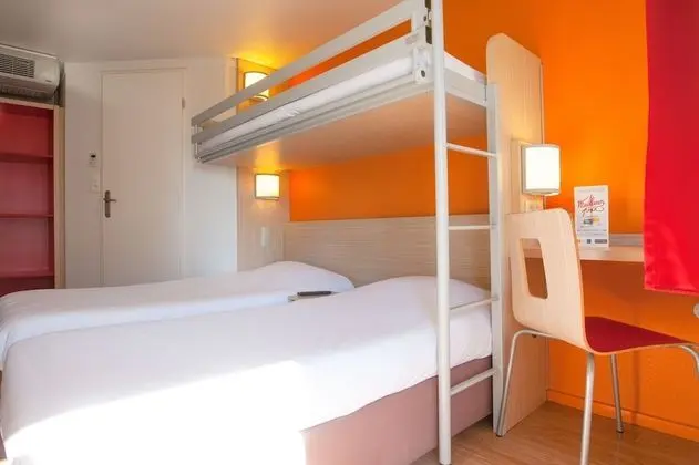 Standard Oda, 3 Tek Kişilik Yatak