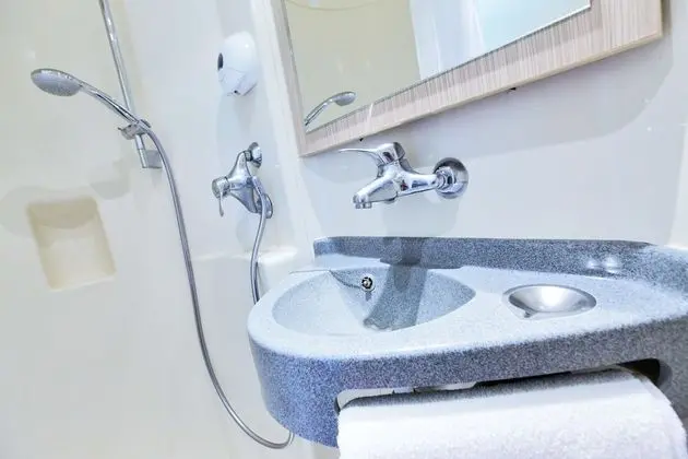 Standard Oda, Birden Çok Yatak (1 Double and 1 Single bed)