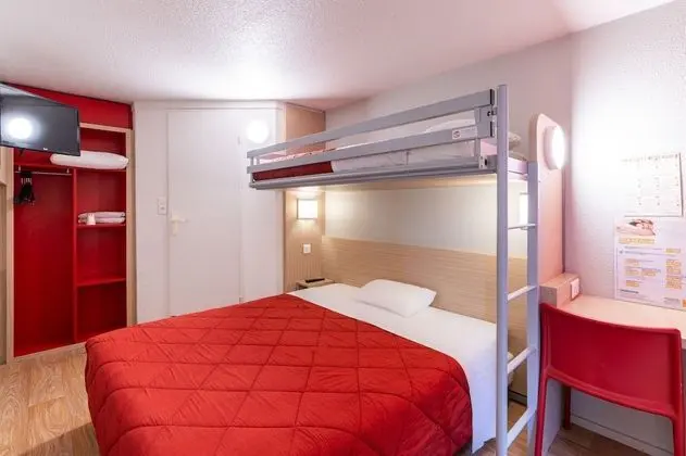 Standard Oda, Birden Çok Yatak (1 Double and 1 Single bed)