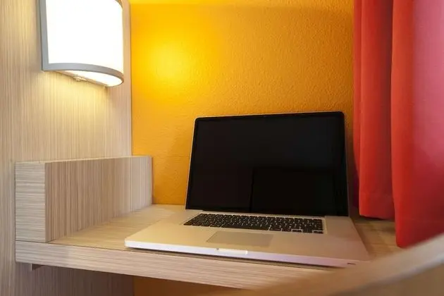 Standard Oda, Birden Çok Yatak (1 Double and 1 Single bed)