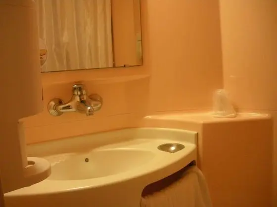 Standard Oda, 3 Tek Kişilik Yatak