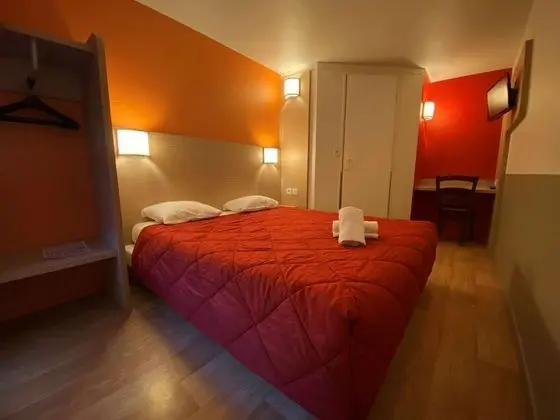 Standard Oda, 1 Çift Kişilik Yatak