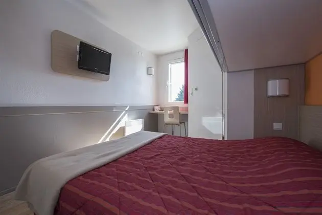 Standard Oda, Birden Çok Yatak (1 Double and 1 Single bed)