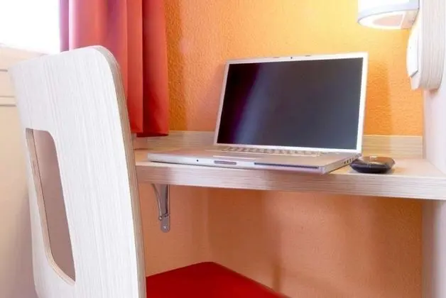 Standard Oda, Birden Çok Yatak (1 Double and 1 Single bed)