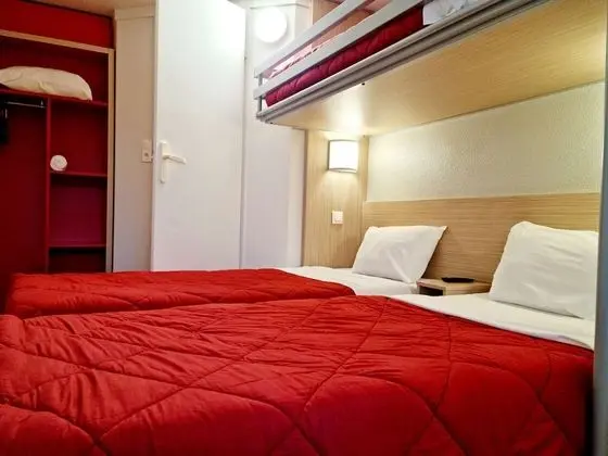 Standard Oda, Birden Çok Yatak (1 Double and 1 Single bed)