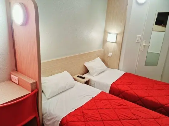 Standard Oda, Birden Çok Yatak (1 Double and 1 Single bed)
