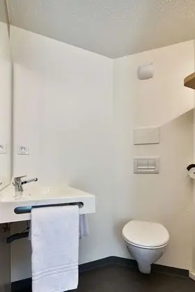 Standard Oda, Birden Çok Yatak (1 Double and 1 Single bed)