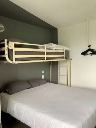 Standard Oda, Birden Çok Yatak (1 Double and 1 Single bed)