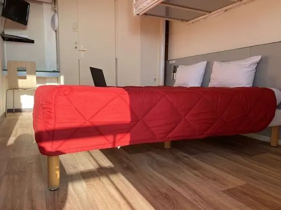 Standard Oda, 1 Çift Kişilik Yatak