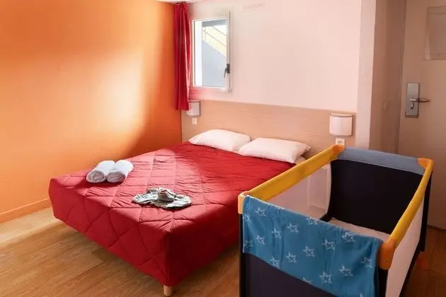 Standard Oda, 1 Çift Kişilik Yatak