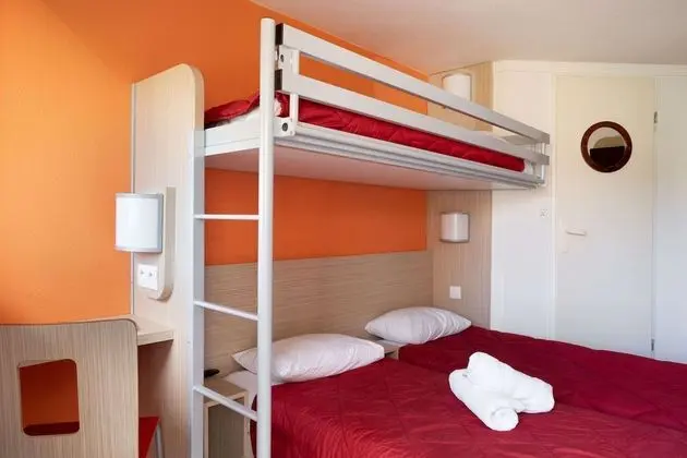 Standard Oda, 3 Tek Kişilik Yatak