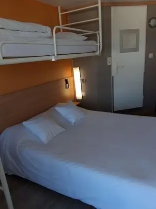 Standard Oda, 3 Tek Kişilik Yatak