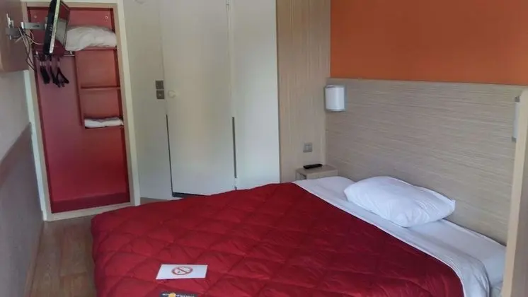 Standard Oda, 1 Çift Kişilik Yatak