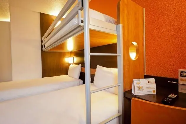 Comfort Oda, 3 Tek Kişilik Yatak