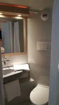 Standard Oda, 3 Tek Kişilik Yatak