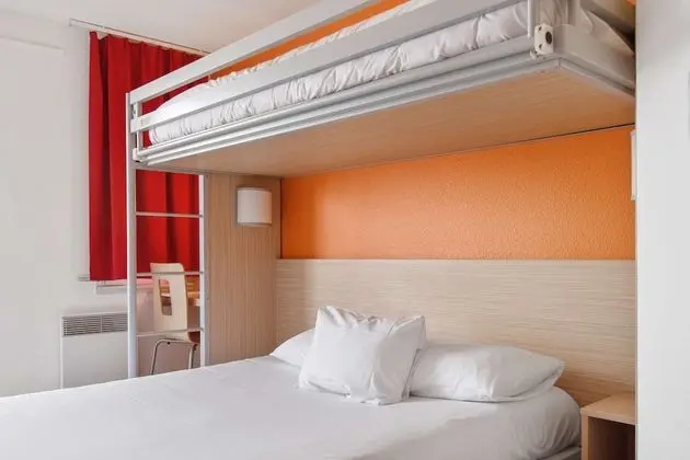 Standard Oda, Birden Çok Yatak (1 Double and 1 Single bed)
