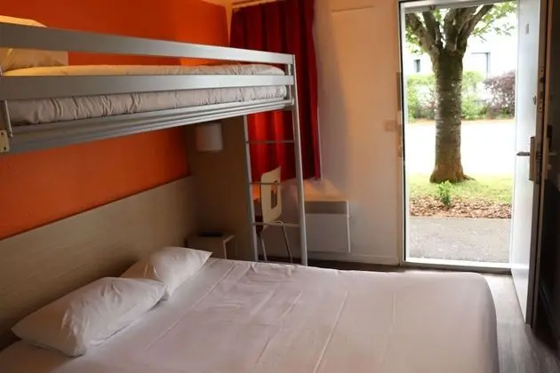 Standard Oda, Birden Çok Yatak (1 Double and 1 Single bed)