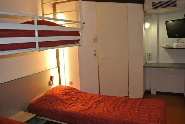 Standard Oda, 3 Tek Kişilik Yatak