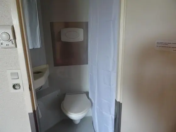 Standard Oda, Birden Çok Yatak (1 Double and 1 Single bed)