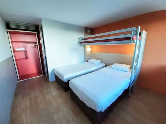 Standard Oda, 3 Tek Kişilik Yatak