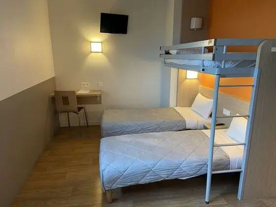 Standard Oda, 3 Tek Kişilik Yatak