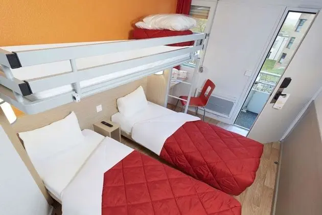 Standard Oda, 3 Tek Kişilik Yatak