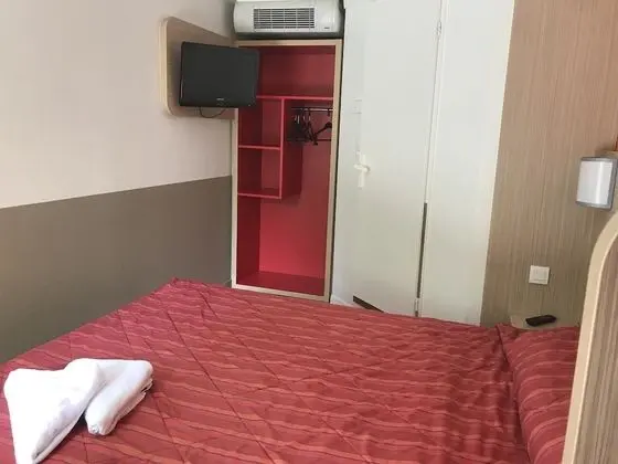 Standard Oda, 1 Çift Kişilik Yatak