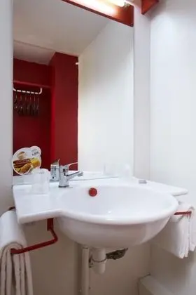 Standard Oda, 3 Tek Kişilik Yatak