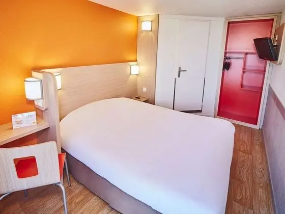 Standard Oda, 1 Çift Kişilik Yatak