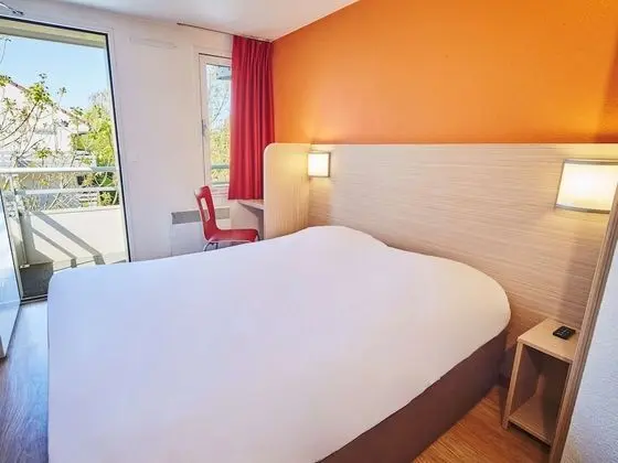 Standard Oda, 1 Çift Kişilik Yatak