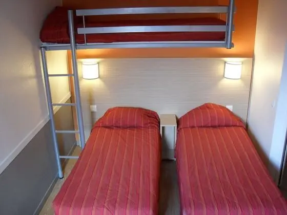 Standard Oda, 3 Tek Kişilik Yatak