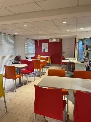 Standard Oda, Birden Çok Yatak (1 Double and 1 Single bed)