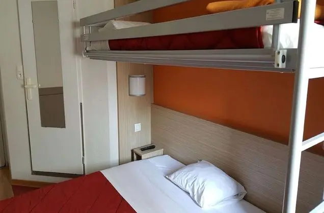 Standard Oda, Birden Çok Yatak (1 Double and 1 Single bed)