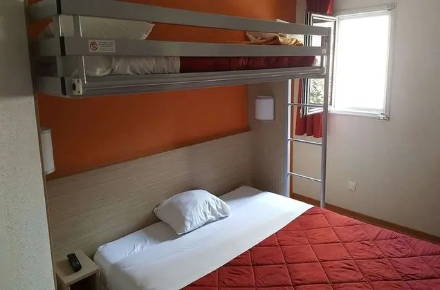 Standard Oda, Birden Çok Yatak (1 Double and 1 Single bed)